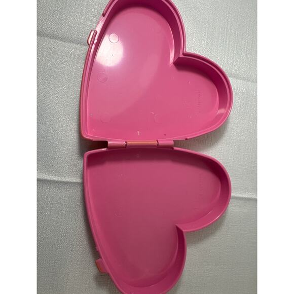 Poochie for girls heart shaped 6" box vintage 1982 - Picture 4 of 6